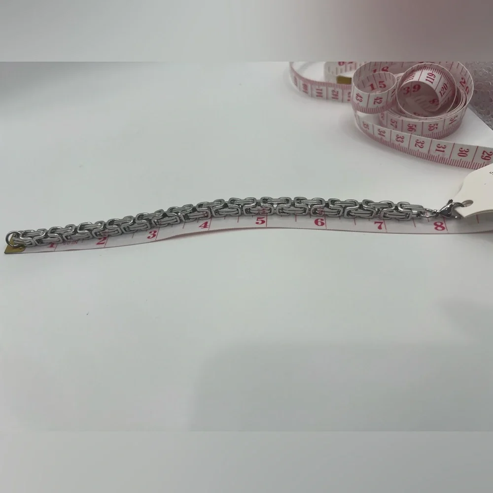 Silver Chain Link Bracelet